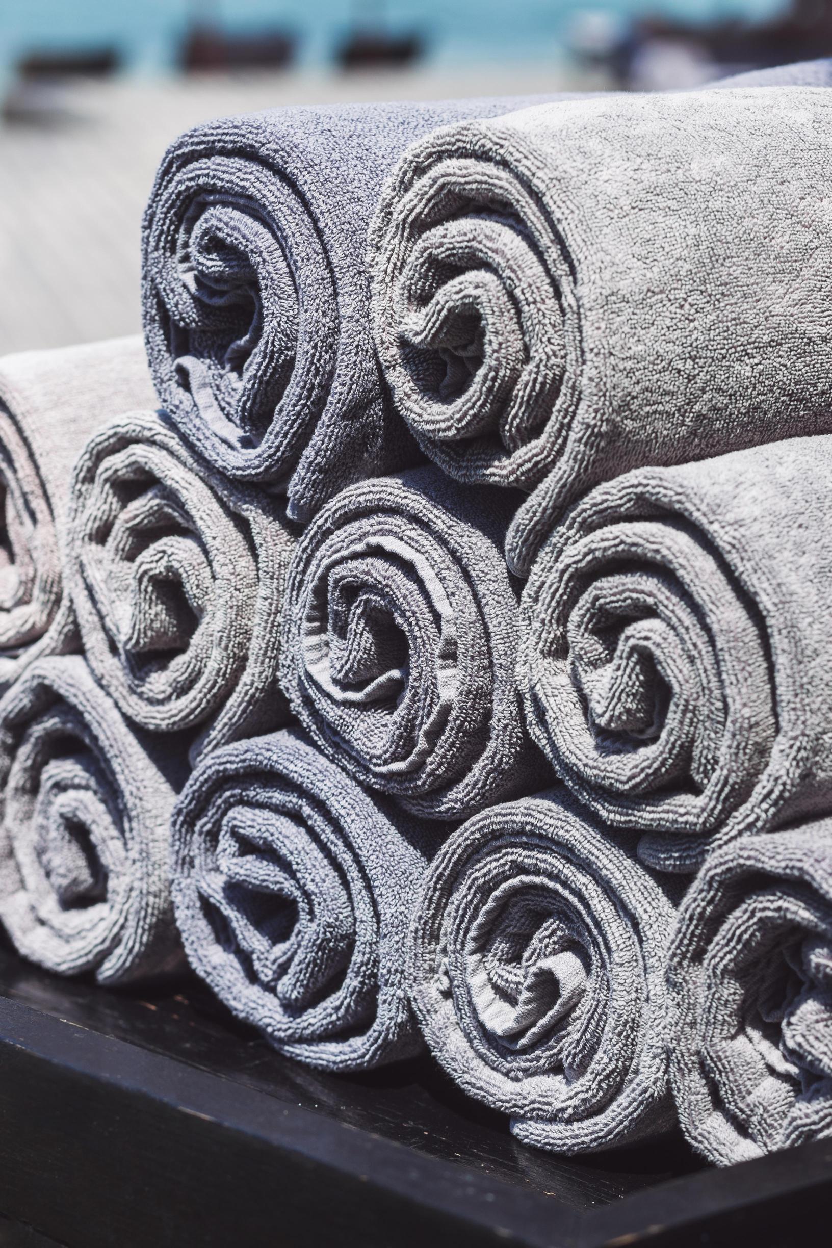 Banyo%20Havlusu%20K.GRİ%2090X150%20600gr%20Tek%20Kat%20İplik%20